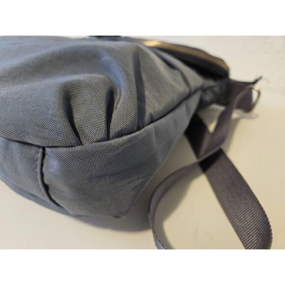 Baggallini Dublin Blue Nylon Crossbody Shoulder Bag EUC 10x12x3 - Picture 11 of 12